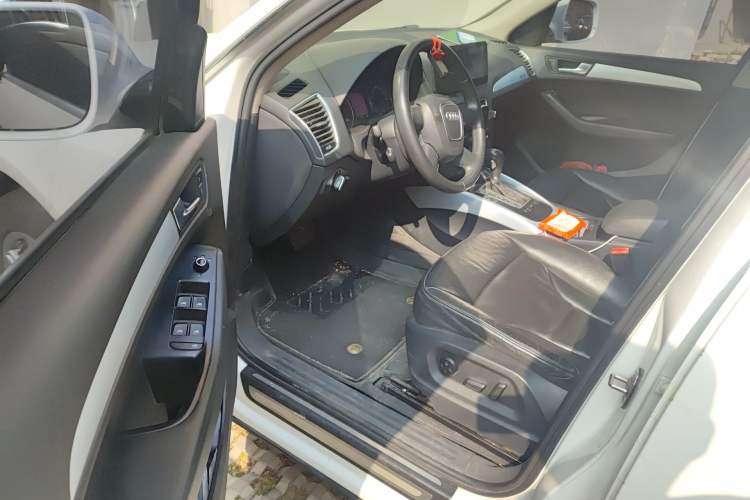 Used Audi Q5 2011 2.0TFSI Technology Model