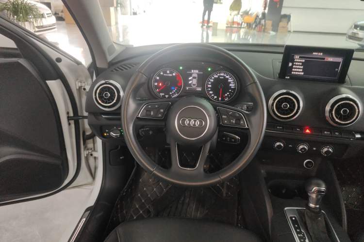 Used Audi A3 2020 Limousine 35 TFSI Fashion Edition China VI Emission Standard