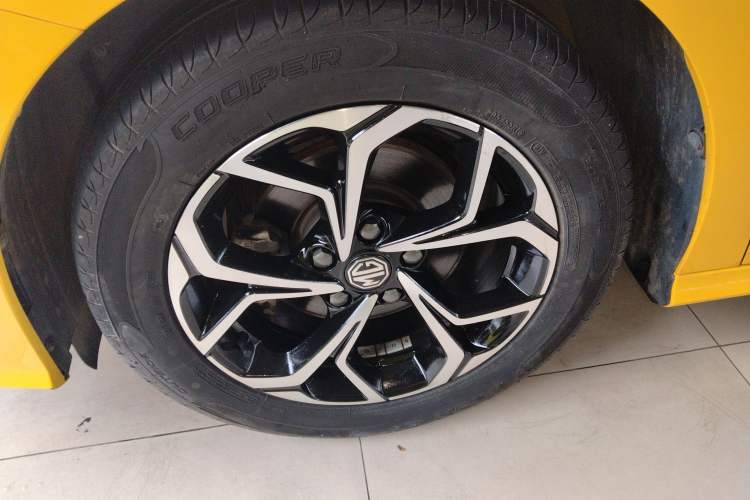 Used MG 5 2021 180 DVVT CVT Youthful Style Edition