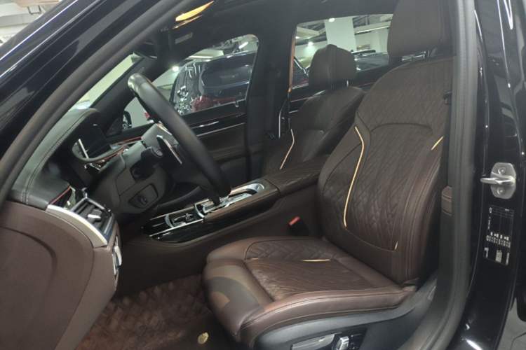 Used BMW 7 Series 2021 740Li Leading Model M Sport Package Left Front Seat