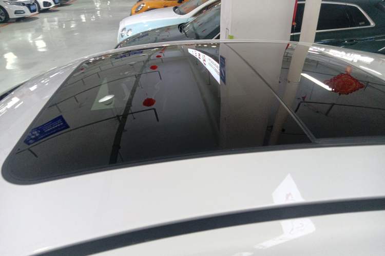 Used Hongqi H5 2019 30TD Smart Connect Enjoy Edition Roof