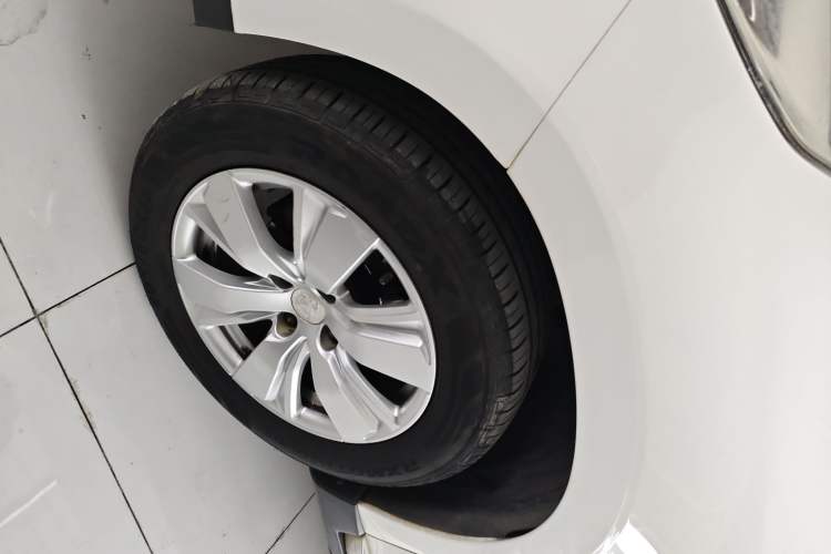 Used Peugeot 2008 2014 1.6L Automatic Fashion Edition
