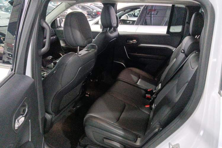 Used Jeep Grand Commander 2022 2.0T Two-Wheel Drive Luxury Version
