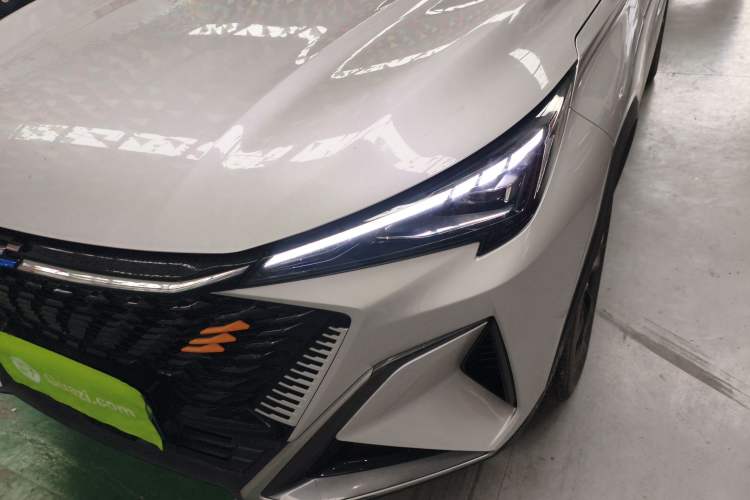 Used CHANGAN OSHAN X5 PLUS 2023 Revised 1.5T DCT Excellence Edition Left Front Headlight