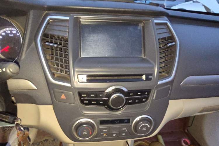 Used Dongfeng Aeolus A60 2016 1.5L Manual Luxury Model