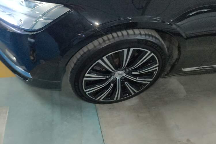 Used Volvo S90 2021 B5 Luxury Smart Edition
