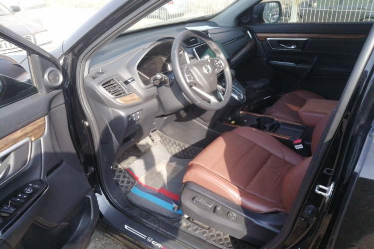 Used Honda CR-V 2021 240TURBO CVT 2WD Fashion Edition
