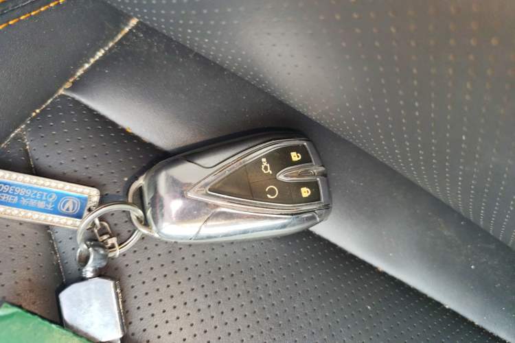 Used CHANGAN UNI-V 2022 1.5T Prestige Version Interior 1