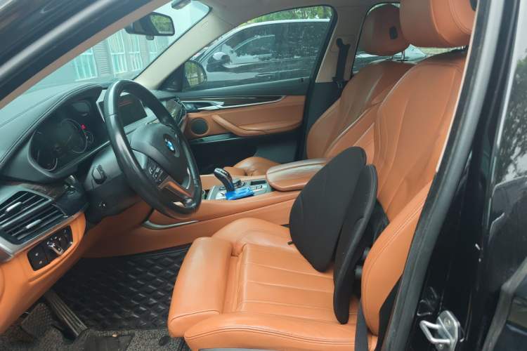 Used BMW X6 2015 xDrive35i Leading Model