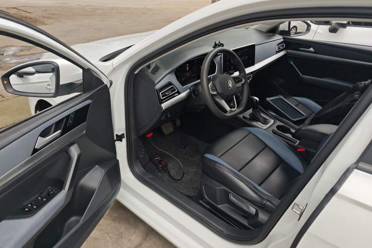 Used Volkswagen Lavida 2023 Revised 1.5L Automatic DeYi Edition