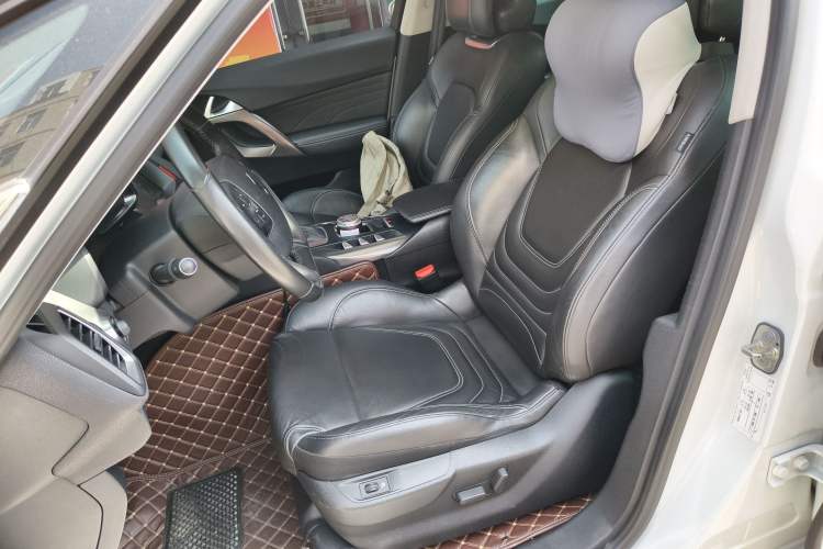 Used DS 5 2014 1.6T Luxury Edition THP160