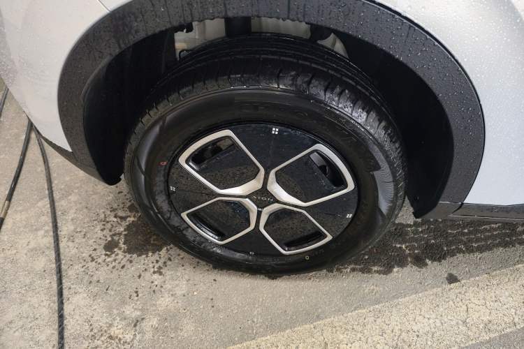 Used AION UT 2025 330 Starlight Edition