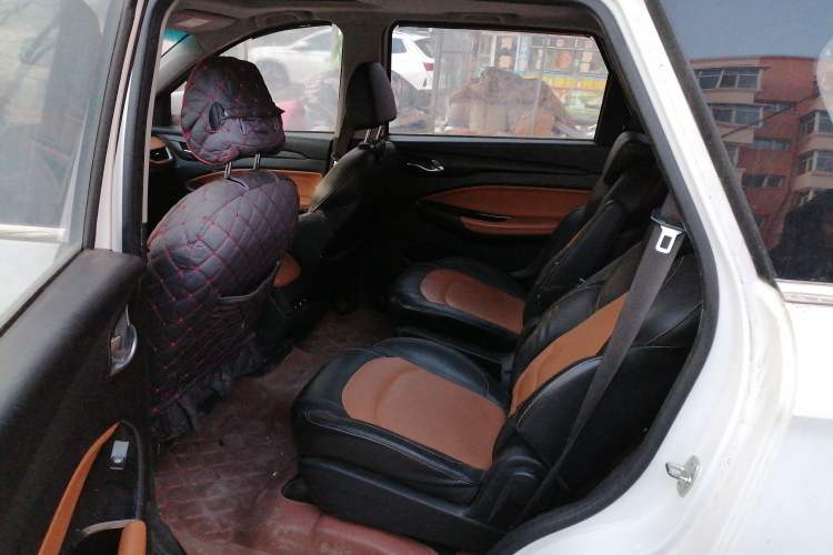 Used Wuling Hongguang 2019 1.5L S Comfort Edition China VI LAR
