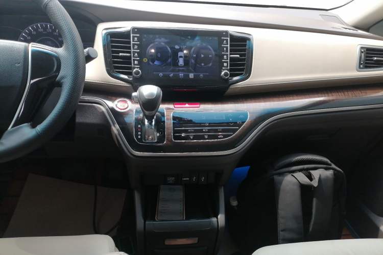 Used Honda Odyssey 2015 Revised 2.4L Luxury Edition Audio And AC Panel