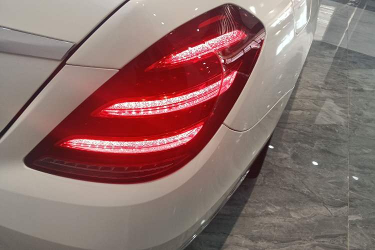 Used Mercedes-Benz S-Class 2014 S 320 L Business Model
