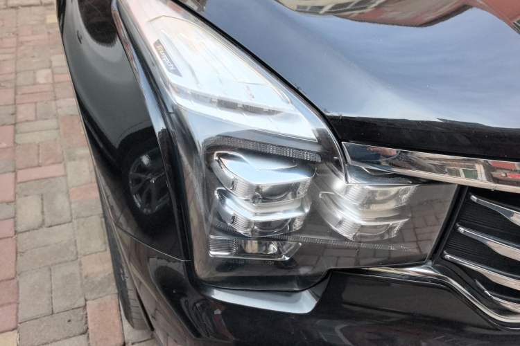 Used GAC Trumpchi GS8 2017 320T Four-Wheel Drive Luxury Smart Connectivity Version (7 Seats)