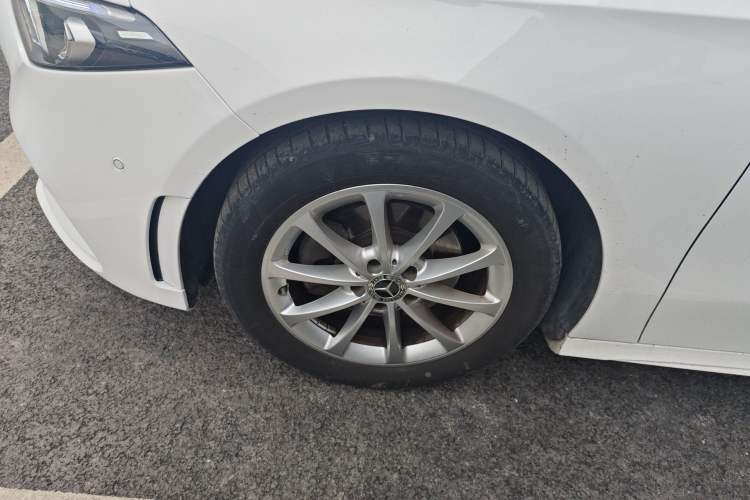 Used Mercedes-Benz A-Class 2020 Restyled A 200 L Sport Sedan Fashion Version Left Front Wheel Hub