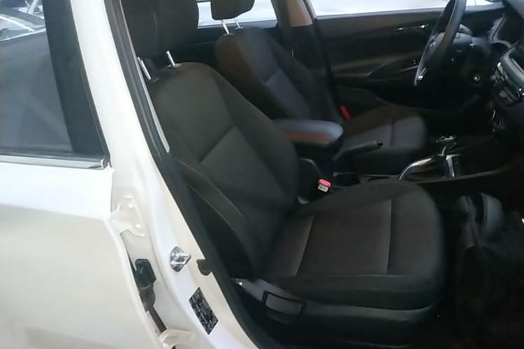 Used Hyundai Celesta 2020 1.6L Automatic GL Enjoyable Edition