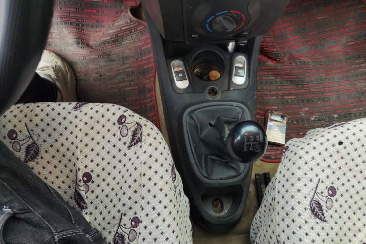 Used BYD F0 2012 1.0L XuanKu Trim
