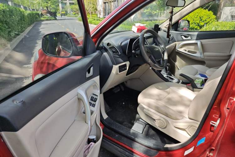 Used Chery Tiggo 5 2014 2.0L CVT Joyful Edition
