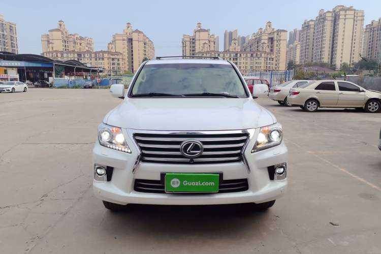 Used Lexus LX 2013 570