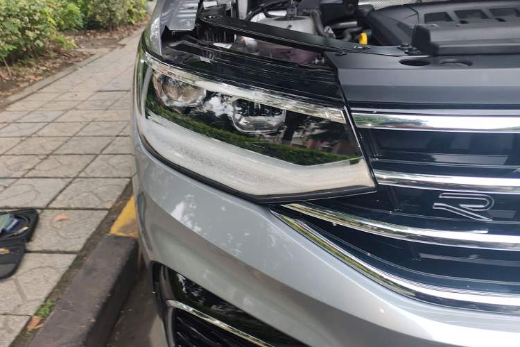 Used Volkswagen Tiguan L 2022 330TSI Automatic Two-Wheel Drive R-Line Enhanced Edition