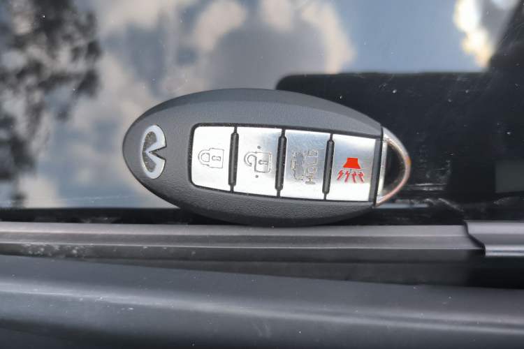 Used Infiniti Q70 2013 Q70L 2.5L Comfort Edition