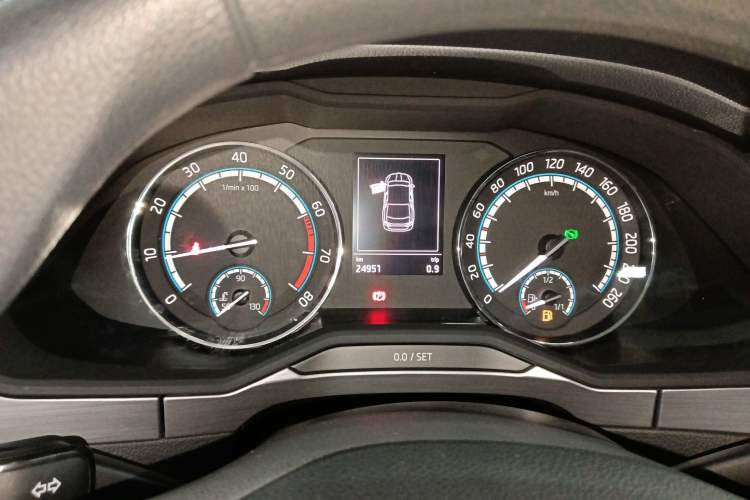 Used Skoda Superb 2019 TSI280 DSG Comfort Edition Instrument Cluster