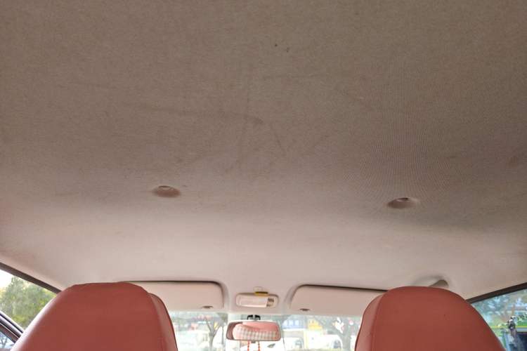 Used Chery QQ Ice Cream 2022 170km Sundae Phosphate Lithium-Ion
