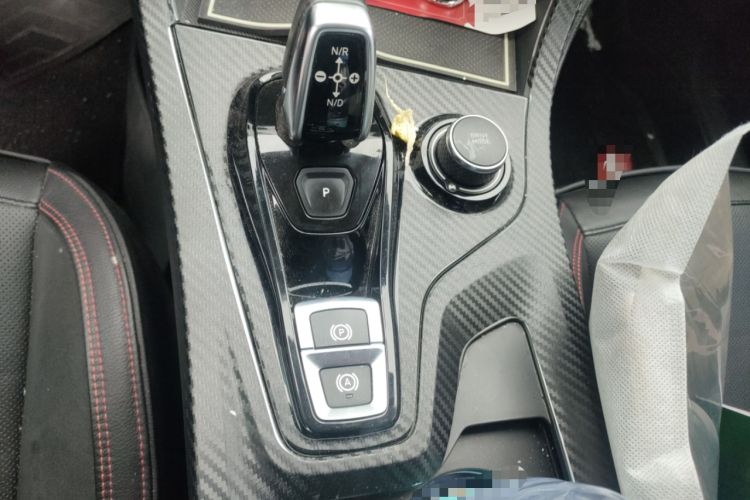 Used Lynk & Co 01 2017 2.0T Four-Wheel Drive Pro Edition Gear Lever