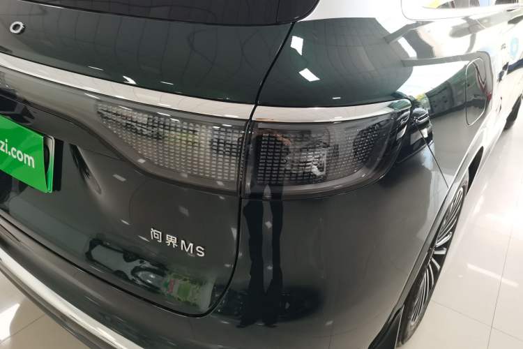 Used Hima AITO M8 2025 Extended-Range Max+ Version 53.4 kWh 5-Seater Edition Exterior 3