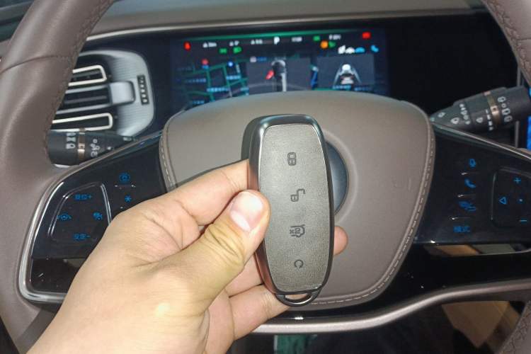 Used Denza D9 2022 DM-i 970 Four-Wheel Drive Prestige Model Interior 1