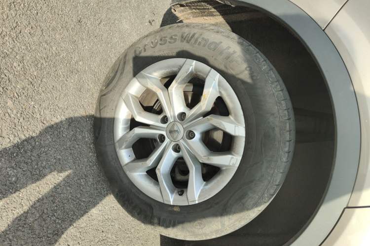 Used BORGWARD BX5 2017 20TGDI Automatic Two-Wheel Drive Pioneer Edition