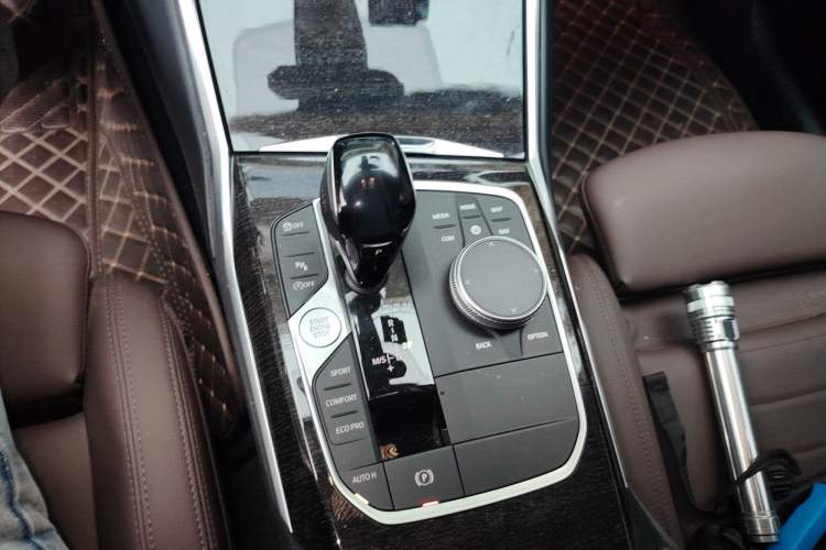 Used BMW 3 Series 2021 Second Facelift 325Li M Sport Package
