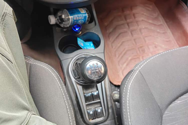 Used CHANGAN Benni mini 2012 1.0L Manual Fashion Edition China IV Standard