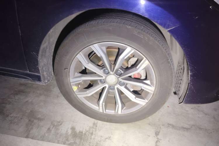 Used BYD Song MAX 2019 1.5T Automatic Smart Connect Ruiyi Sunroof Version 6 Seats China VI Standard
