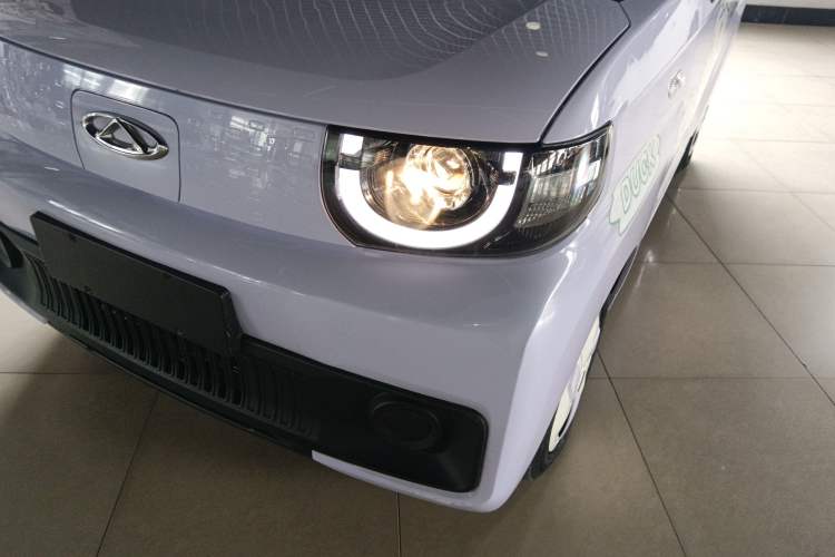 Used Chery QQ Ice Cream 2022 120km Conical Shape Lithium Iron Phosphate
