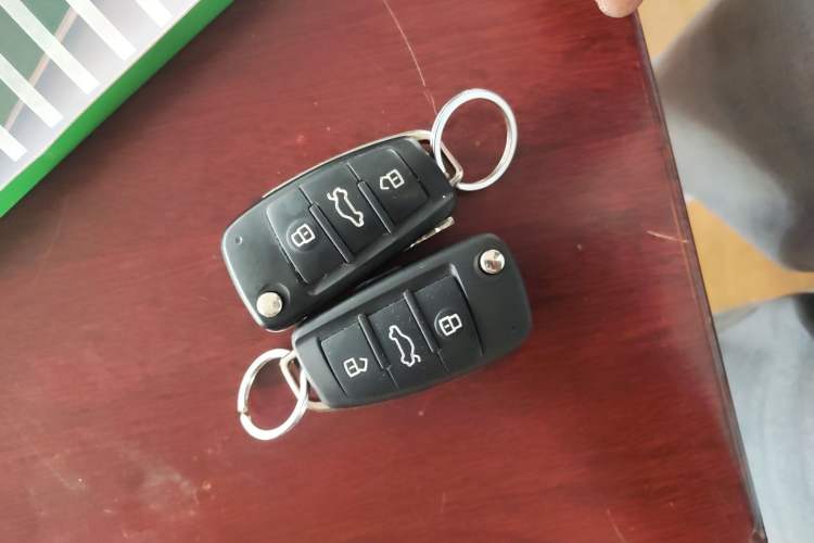 Used JAC Refine M4 2019 Business Series 2.0L Manual - China VI Standard