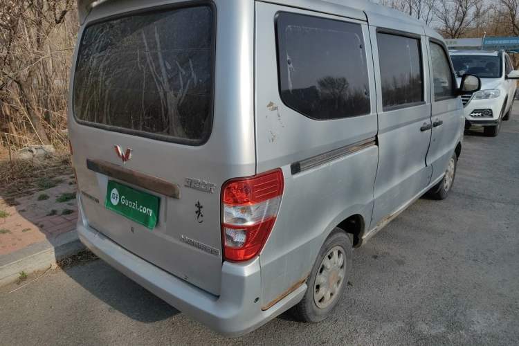 Used Wuling Zhiguang 2010 1.0L New Version Practical Edition with Short Body