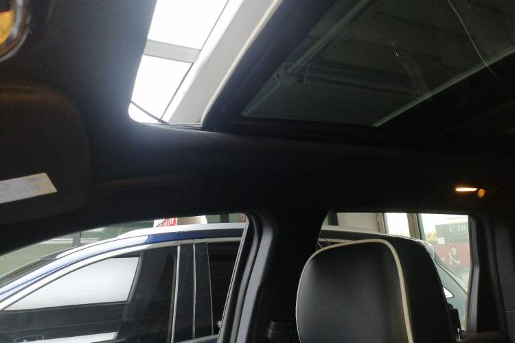 Used Jeep Grand Cherokee 2015 3.6L Luxury Navigation Edition
