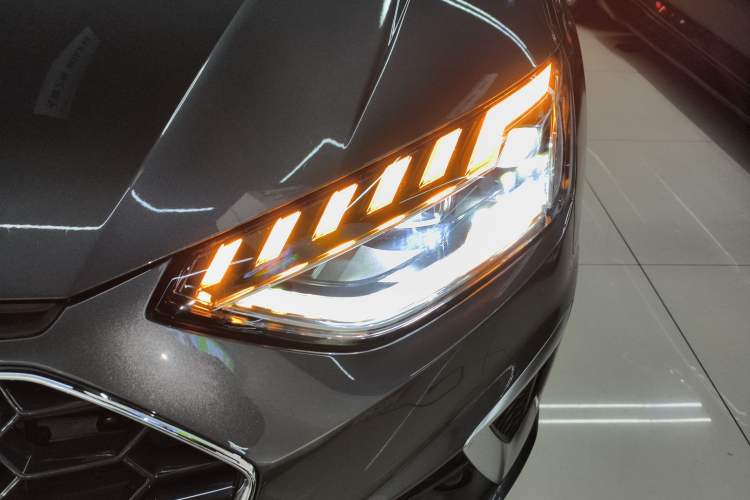 Used Audi A4L 2024 40 TFSI Fashion Dynamic Model
