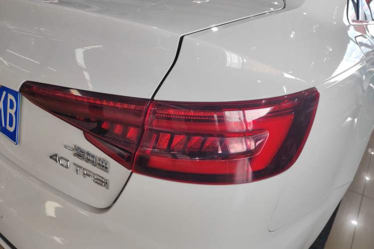 Used Audi A4L 2018 30th Anniversary Edition 40 TFSI Fashion Model