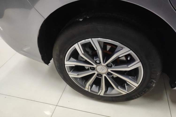 Used BYD Song MAX 2019 1.5T Automatic Smart Connect ZhiLian RuiDong Model 7 Seats China V Emission Standard
