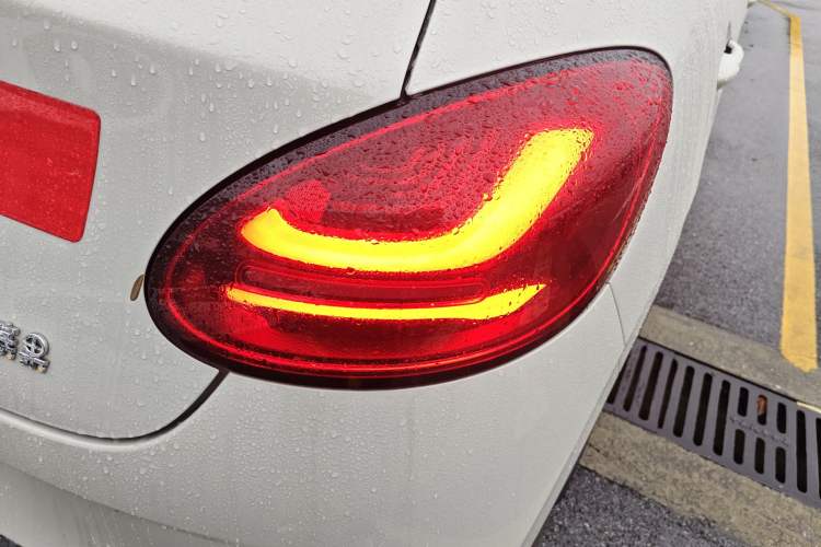 Used Wuling Bingo 2024 333 km Enjoyment Version Right Rear Taillight