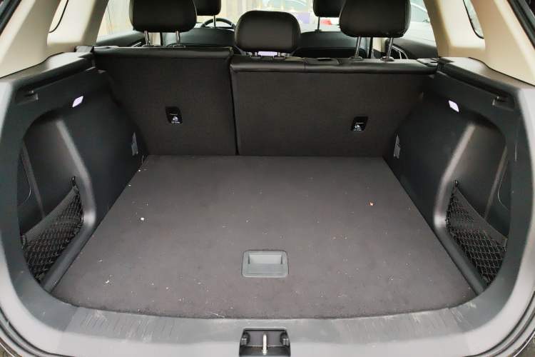 Used Hongqi HS3 PHEV 2025 Model 125km Jingwei 2 Millionth Anniversary Edition