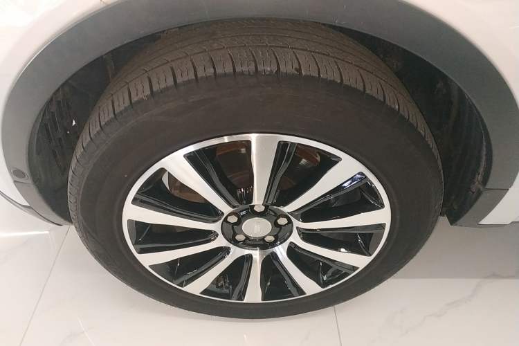 Used Land Rover Range Evoque 2018 240 PS SE Smart Brilliance Edition Exterior 4