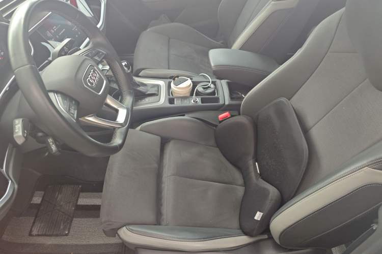 Used Audi Q3 2022 35 TFSI Fashion Dynamic Model