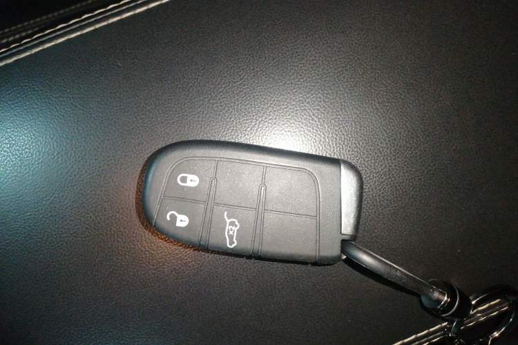 Used Jeep Grand Cherokee 2015 3.0TD Diesel Comfort Navigation Edition
