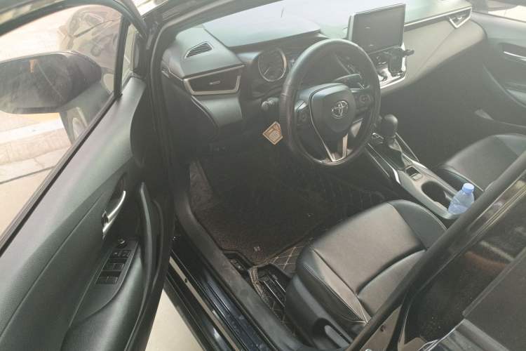 Used Toyota Levin 2019 185T CVT Luxury Edition China VI Standard Driver Seat