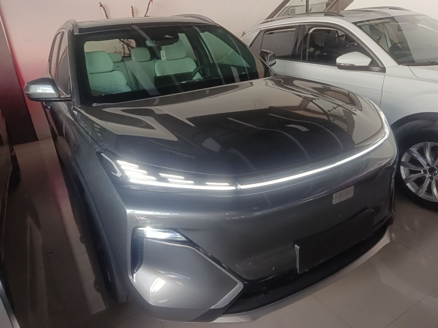 Geely Galaxy Xingjian 7 EM-i 2025 120km Exploration+ Version — снимка 3